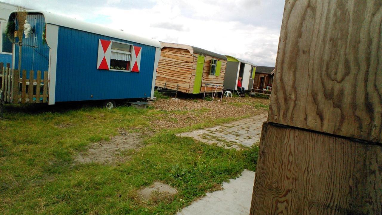 Boerderij Rust, In Pipowagens! * Den Helder